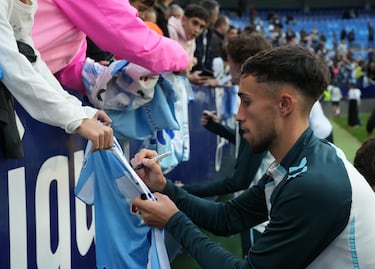 El Málaga regresa y La Rosaleda se llena de ilusión con 9.000 aficionados