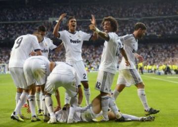 Los ingleses plantaron cara pero acabaron perdiendo 3-2. Cristiano Ronaldo logró la victoria de su equipo marcando el definitivo 3-2 en el minuto 90. Como era de esperar, se desató la euforia en el conjunto blanco.