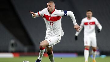 Yilmaz fue la gran estrella de Turqu&iacute;a ante Holanda.