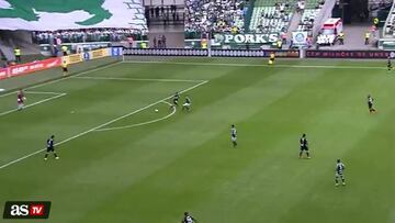 Error increíble de un defensa le permite marcar un gol a Palmeiras