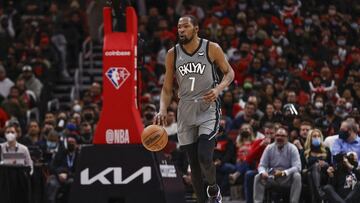 Jan 12, 2022; Chicago, Illinois, USA; Brooklyn Nets forward Kevin Durant (7) dribbles the ball up court against the Chicago Bulls during the second half at United Center. Mandatory Credit: Kamil Krzaczynski-USA TODAY Sports
