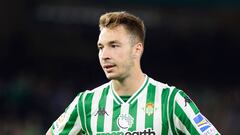 Loren Mor&oacute;n, delantero del Betis