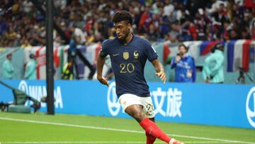 AL WAKRAH, QATAR - NOVEMBER 22: Kingsley Coman of France during the FIFA World Cup Qatar 2022 Group D match between France and Australia at Al Janoub Stadium on November 22, 2022 in Al Wakrah, Qatar. (Photo by Jean Catuffe/Getty Images)