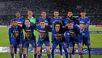 Pumas' players pose for a team photo ahead of the Liga MX Clausura match between Pumas and Toluca at Olimpico Universitario Stadium in Mexico City on March 3, 2026. (Photo by Carl DE SOUZA / AFP)