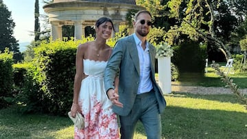 Jan Oblak junto a Olga Danilovic, su pareja.