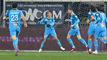 Chilean forward  Alexis Sanchez celebrates scoring a goal during the French L1 football match between Clermont and Marseille in Clermont-Ferrand on February 11, 2023. (Photo by THIERRY ZOCCOLAN / AFP)