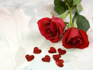 Las flores, sobre todo las rosas rojas, s&iacute;mbolo de San Valent&iacute;n