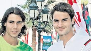 <b>HAGAN JUEGO. </b>Montecarlo, Mónaco, Plaza del Casino: empieza el pulso en la tierra entre el príncipe Rafa Nadal y el catedrático de la precisión, Roger Federer. Hagan juego.