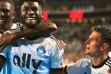 Agyemang y Downs, impulsados por Copa Oro, despiertan interés en la Championship