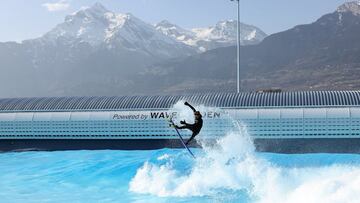 vicente romero wavegarden alaia alpes suiza