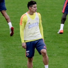 Reinaldo Rueda habría bloqueado a James para octubre