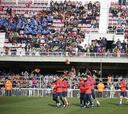 Barcelona no llena el mini estadio en su práctica abierta