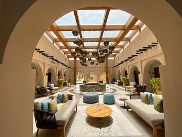 Recibidor del hotel Souq Al Wakra.