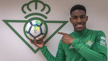 El Madrid se plantea pagar la cláusula de Junior Firpo