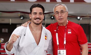 Damián Quintero posa junto a Alejandro Blanco, presidente del COE.