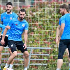 Lekue y Petxarroman entran en la convocatoria, sin Sancet y Villalibre