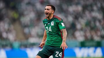 Luis Chávez hace historia en un Mundial con el primer gol mexicano de tiro libre