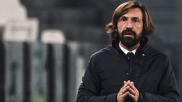 El descalabro de Pirlo: a 11 de Sarri y a 13 de Allegri