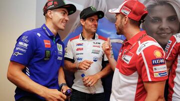 Maverick con Crutchlow y Dovizioso.