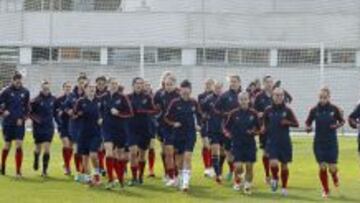 Selecci&oacute;n femenina Absoluta.