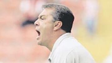 <b>TIEMPO. </b>Ferrando argumenta que aún queda mucha Liga.