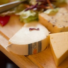 ¿Puedo comer queso todos los días? Un experto da la clave de lo que le ocurre a tu cuerpo si lo consumes a diario