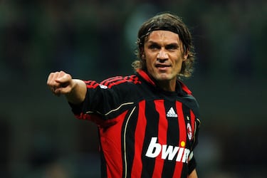 El defensa italiano vistió la camiseta del A.C. Milan durante veinticinco temporadas desde 1984 hasta su retirada deportiva en 2009. Jugó un total de 901 encuentros en los que marcó 33 goles y dio 43 asistencias.  