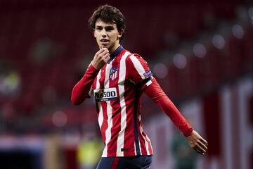 El Atlético tiró la casa por la ventana cuando lo fichó como sustituto de Griezmann después de maravillar con el Benfica en la liga portuguesa y la europa League. Es cierto que con Simeone le está costando brillar más de lo que se esperaba, pero su talento es indiscutible y ha dejado grandes pinceladas en momentos puntuales. Aún debe dar el paso al frente definitivo en su carrera y le puede beneficiar para ello estar en un club en crecimiento como el colchonero.