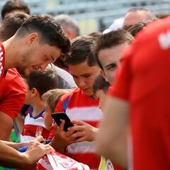 El Granada se acerca a su afición