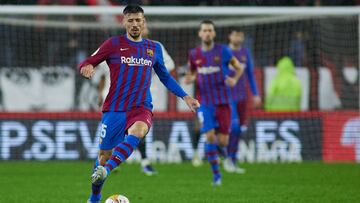 Lenglet y Alves dan positivo por COVID en los tests del Barça