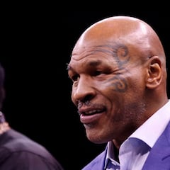 Mike Tyson con impresionante físico previo a su pelea con Jake Paul