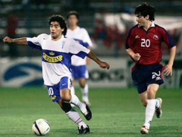 Maradona con la tricota cruzada en 2006.