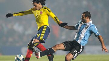 Falcao ya usaba guayos negros en la Copa Am&eacute;rica Argentina 2011