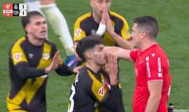 Vean el penalti surrealista del Rayo en el 98′ que le condenó en el Bernabéu