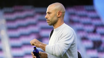 FORT LAUDERDALE, FLORIDA - FEBRUARY 22: Javier Mascherano, Head Coach of Inter Miami CF, arrives prior to the MLS match between Inter Miami CF and New York City FC at Chase Stadium on February 22, 2025 in Fort Lauderdale, Florida. Rich Storry/Getty Images/AFP (Photo by Rich Storry / GETTY IMAGES NORTH AMERICA / Getty Images via AFP)