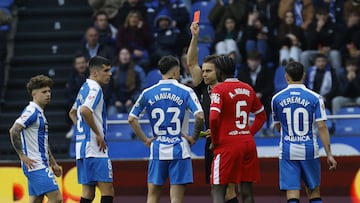 Ximo, además de la roja, sufrió una importante lesión en la espalda.