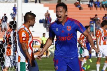 Gustavo Canales 175 goles. Vive un mal momento en Botafogo, pero el argentino nacionalizado chileno tiene un gran registro goleador en su carrera. Y si agregamos las categorías no profesionales del fútbol trasandino donde jugó (Argentino A y B), llega a 257 goles.