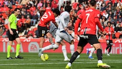 El Espanyol reacciona al VAR: “Muchas tomas, poca lupa”