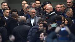 Mourinho durante el partido entre Inter de Mil&aacute;n y Sampdoria. 