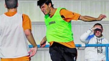 Míchel se queda sin laterales titulares durante casi un mes