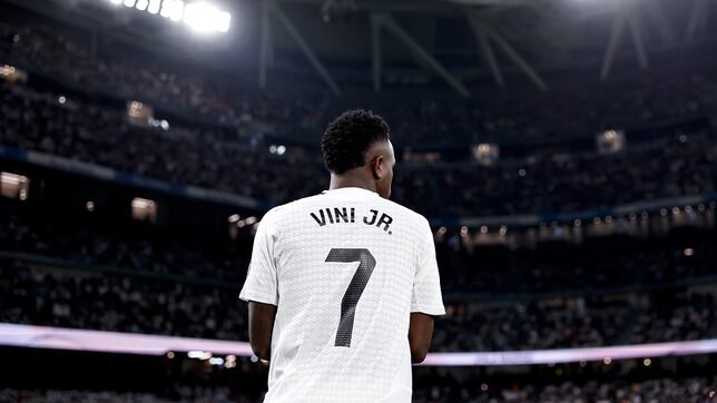 Vinicius sale del búnker