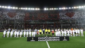 El Monumental rindió tributo a Gallardo antes del partido