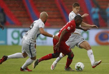 Andrés Cadavid, Andrés Ricaurte y Yesid Díaz anotaron los goles de la victoria 3-1 del Medellín frente a Patriotas. Santiago Orozco puso el descuento.