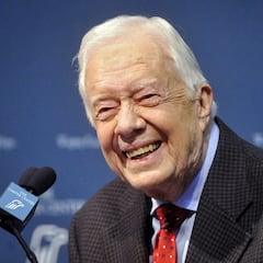 Online tributes and well-wishes for Jimmy Carter posted by fellow politicians and celebrities