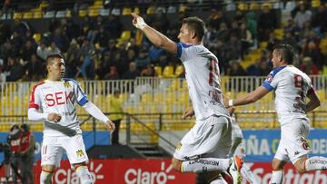 Uni&oacute;n Espa&ntilde;ola rescat&oacute; un punto y por ahora, es l&iacute;der. Wanderers puede sobrepasarlo. 