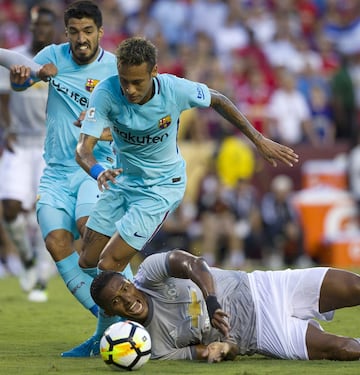 Neymar anotó el 1-0.