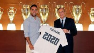 Dani Carvajal, junto a Florentino Pérez.