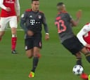 La dura infracción de Vidal sobre Alexis en Champions