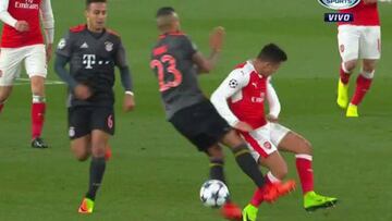 La dura infracción de Vidal sobre Alexis en Champions