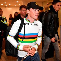 Mads Pedersen cerrará el curso 2019 con el arcoíris en Italia